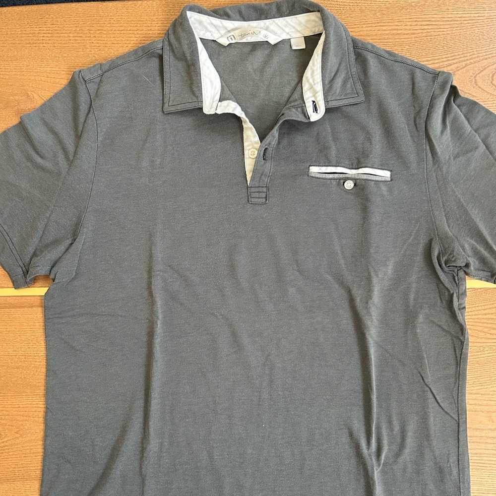 Travis Mathew Golf Polo, Men’s Medium. Dark gray